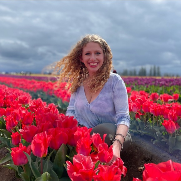 Meet the Posher, Allie - Picture 7 of 10